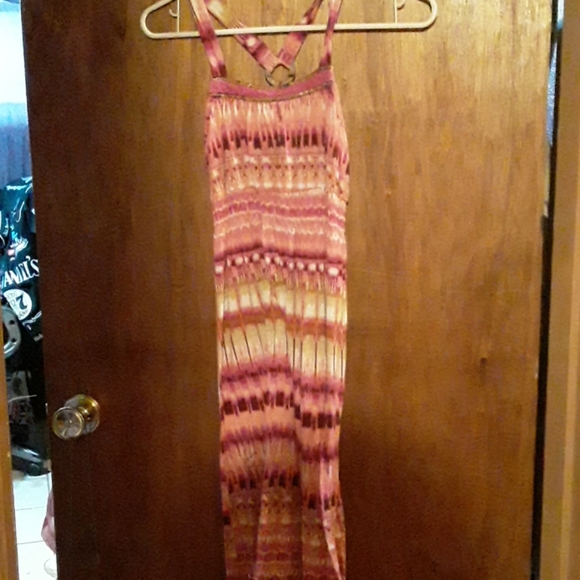 Dresses - Picture 6 of 8